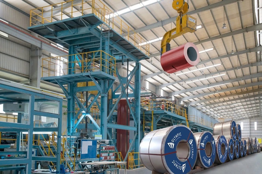Dây chuyền sản xuất khép kín, hiện đại đạt quy chuẩn quốc tế ASTM A755/A755M-15 và JIS G3321:2012 cam kết đem đến cho khách hàng sản phẩm tôn Olympic chất lượng