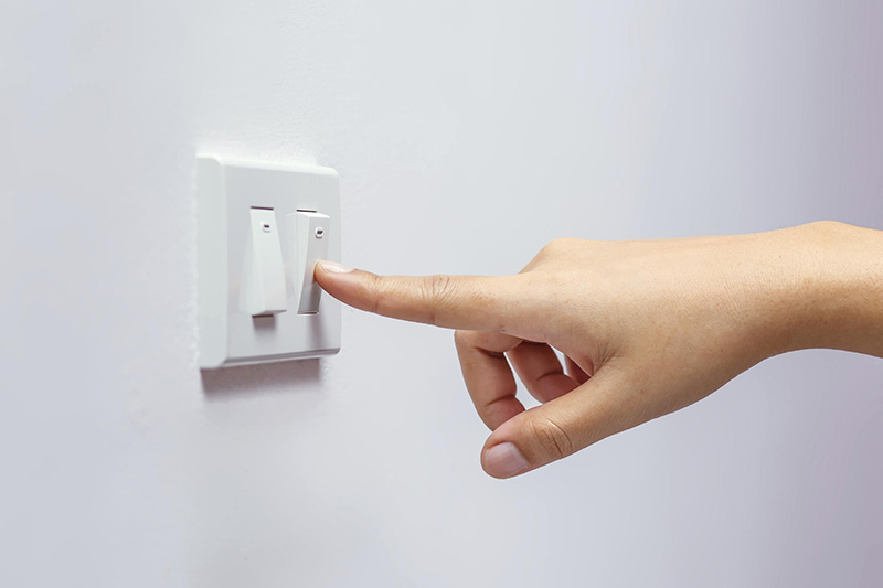 Ngắt kết nối điện với thiết bị khi không có nhu cầu sử dụng