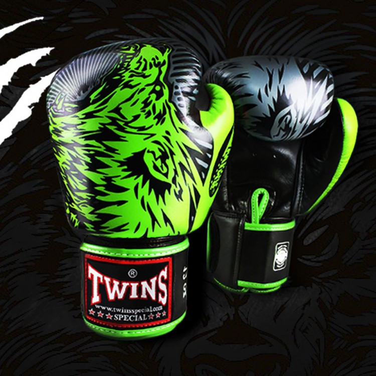 GĂNG TAY FBGVL3-50 TWINS GREEN WOLF BOXING GLOVES