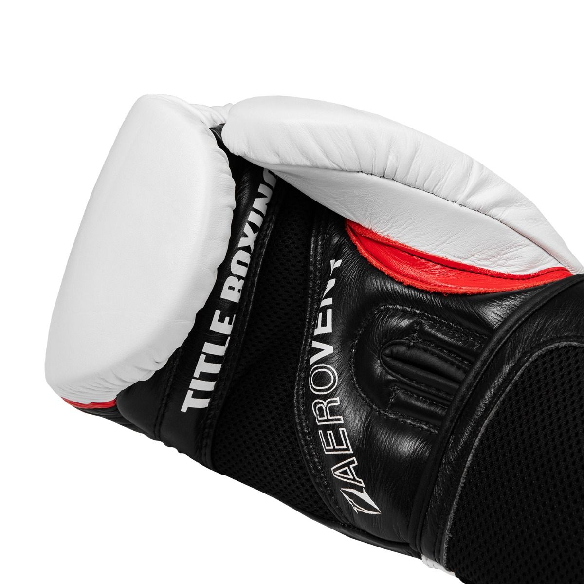 GĂNG TAY BOXING TITLE AEROVENT AMAZE LEATHER SUPER BAG GLOVES