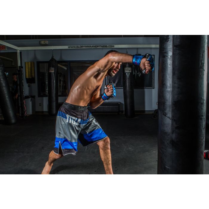 GĂNG TITLE MMA MENACE METALLIC TRAINING GLOVES- XANH