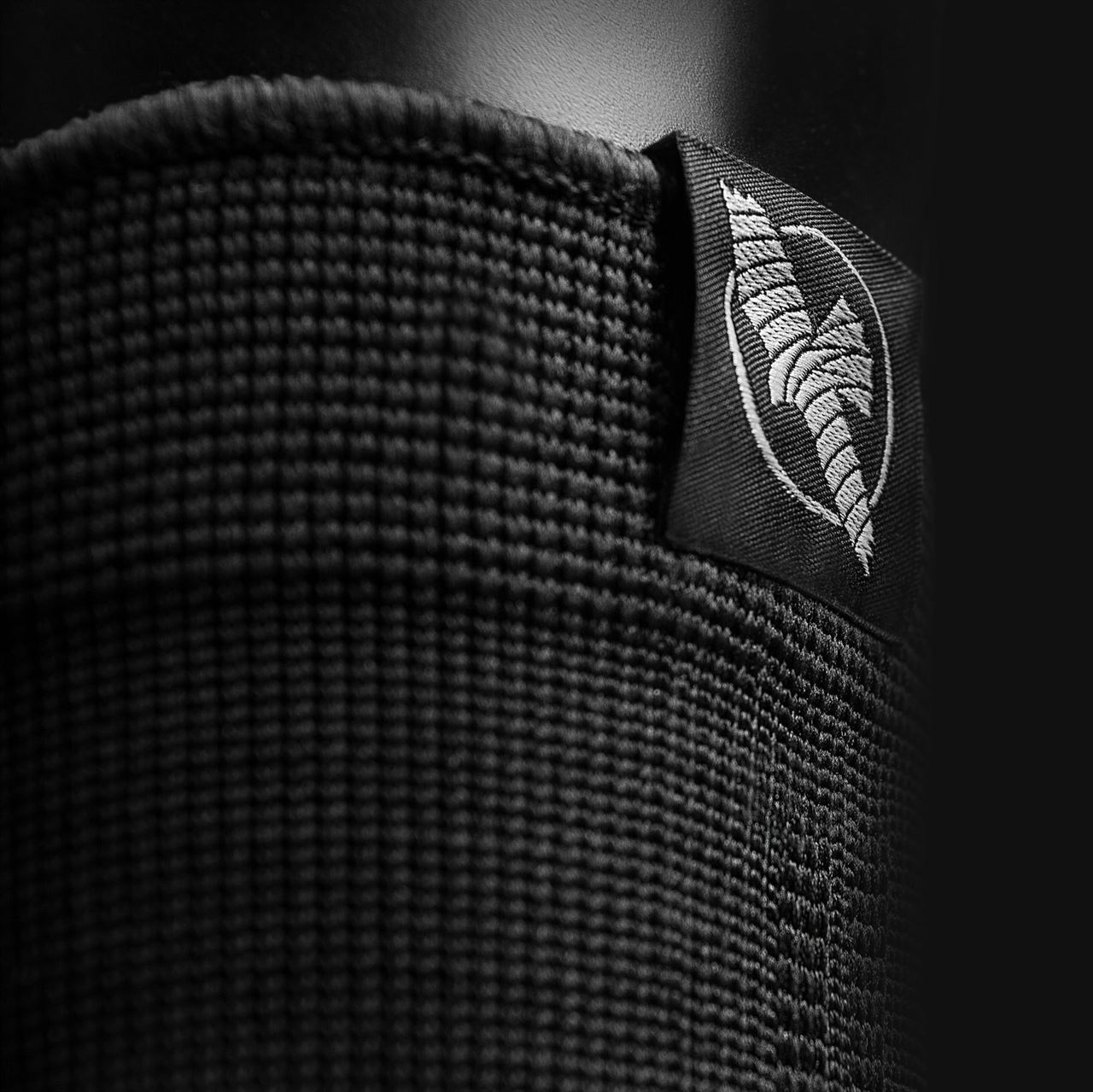 SƠ MI CHÂN HAYABUSA