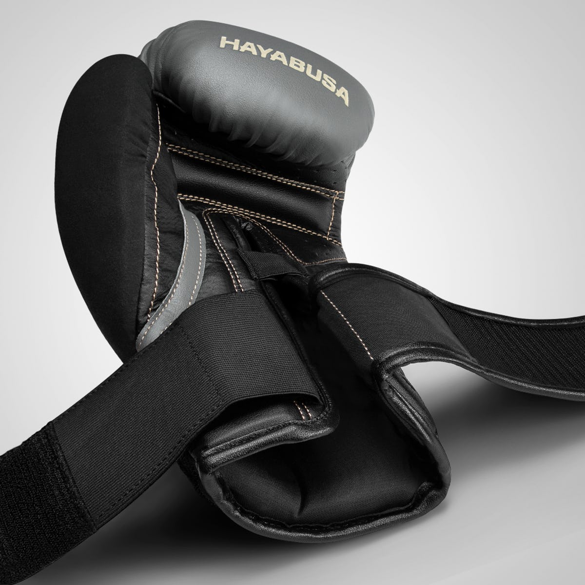 HAYABUSA T3 BOXING GLOVES( NHIỀU MẪU)