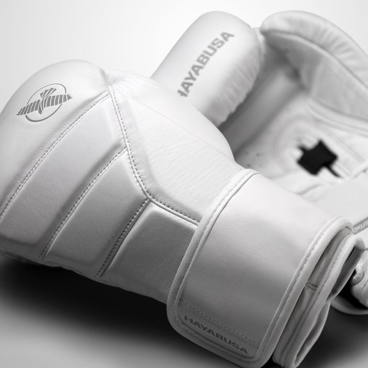 T3 KANPEKI BOXING GLOVES WHITE