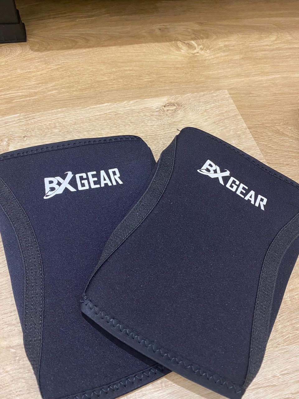 BÓ GỐI THỂ THAO + BÓ KHUỶU TAY GYM  BX  Đai Bó Khuỷu Tay Đai Bảo Vệ Khủy Tay Đệm bảo vệ khuỷu tay dành cho người chơi thể thao Băng bảo vệ khuỷu tay, đai đeo khuỷu tay thể thao, tập gym    Xỏ Khuỷu Tay