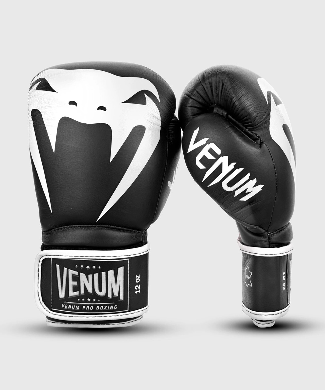 GĂNG VENUM GIANT 2.0 PRO BOXING GLOVES VELCRO - BLACK/WHITE