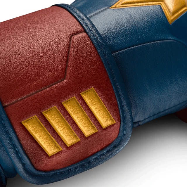 Găng Hayabusa Captain Marvel Boxing GlovesGăng Hayabusa Captain Marvel Boxing Gloves