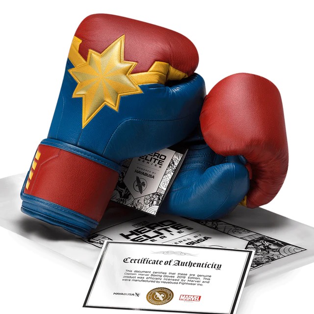 Găng Hayabusa Captain Marvel Boxing GlovesGăng Hayabusa Captain Marvel Boxing Gloves