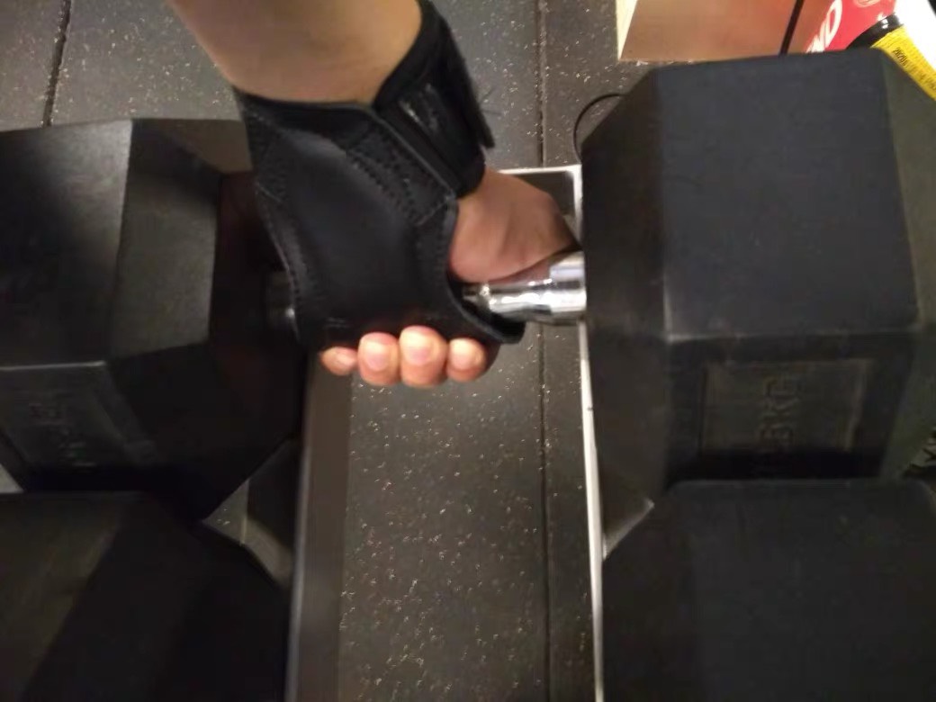 AB VERSA gripps  lifting grips dây kéo lưng  găng tay tập gym bao tay tập gym găng tay thể hình bao tay thể hình , Dây Kéo Lưng quấn cổ Tay Lifting Da , dây Strap