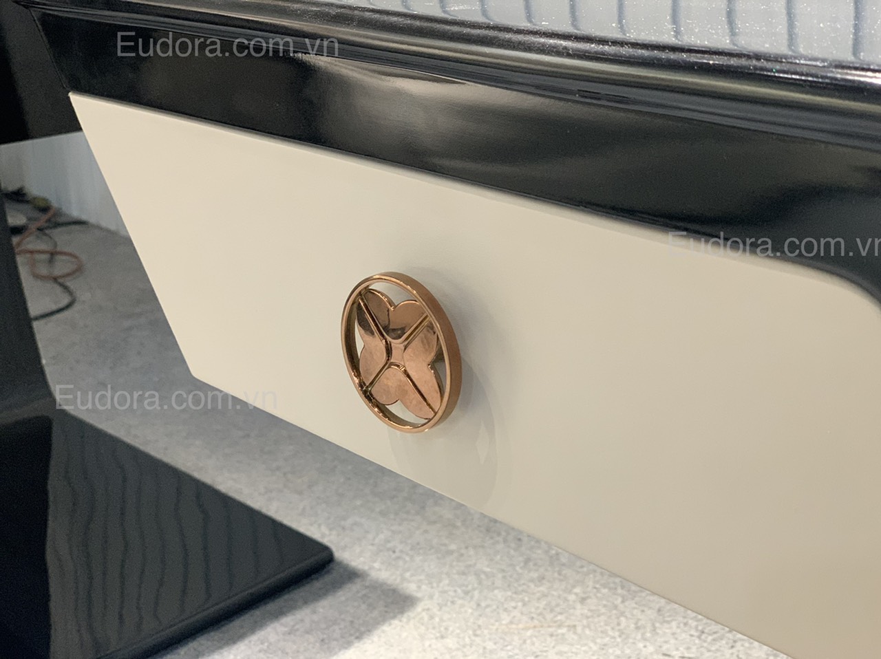 EU-BA-109 Bộ sofa cao cấp phong cách Bugati (Pháp)