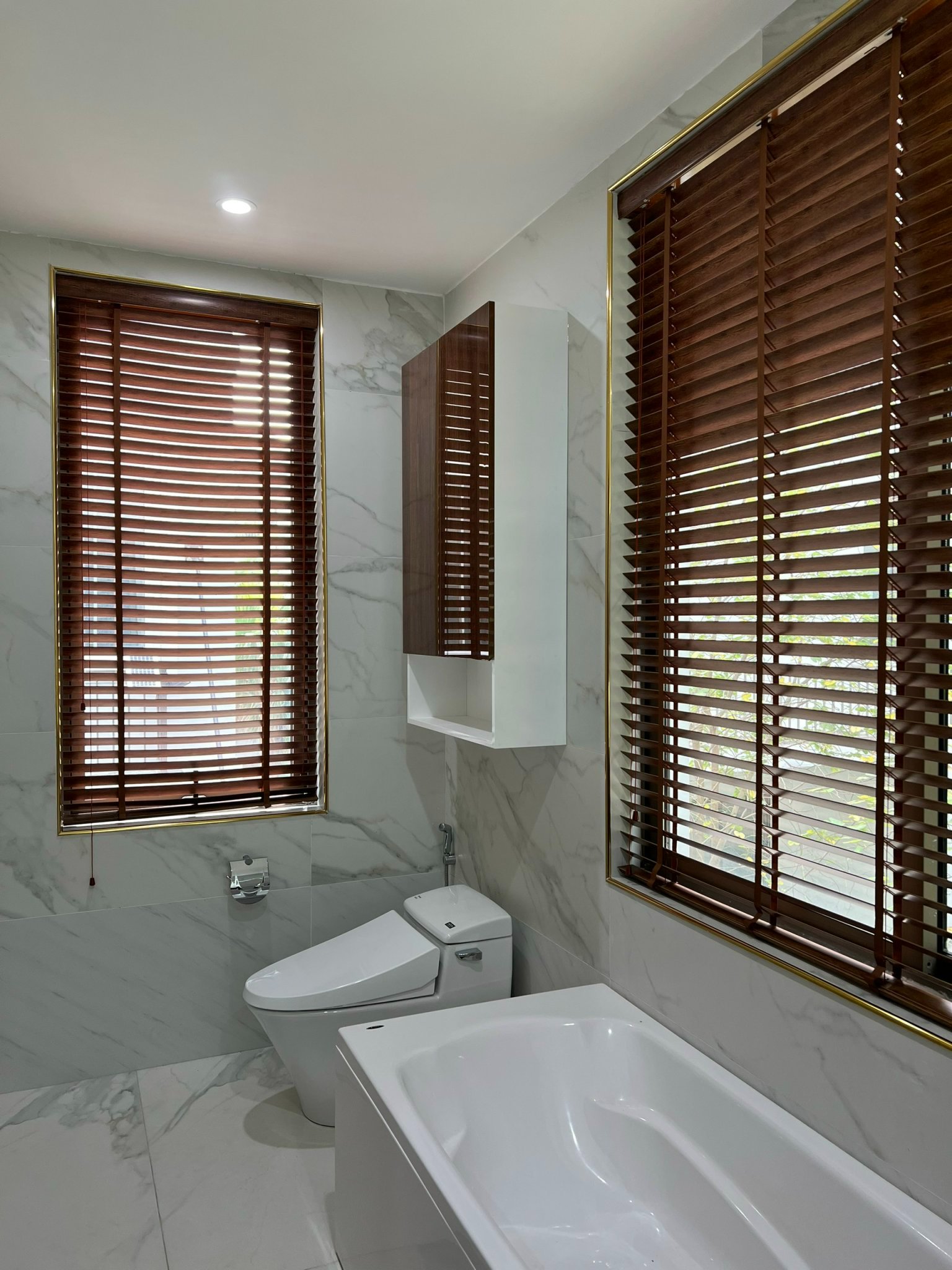 Cho thuê biệt thự cao cấp Khai Sơn Hill Ngọc Thuỵ, Long Biên. 200m2. Full nội thất. LH 0963892968.