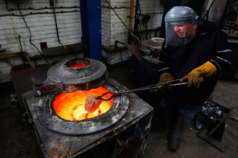 Chia sẻ 4 phương pháp nhiệt luyện trong gia công cơ khí.