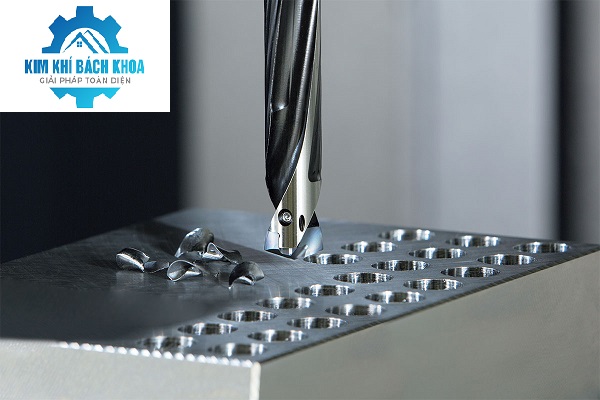 Mũi khoan gắn mảnh là gì? Ưu nhược điểm mũi khoan gắn mảnh Kyocera.