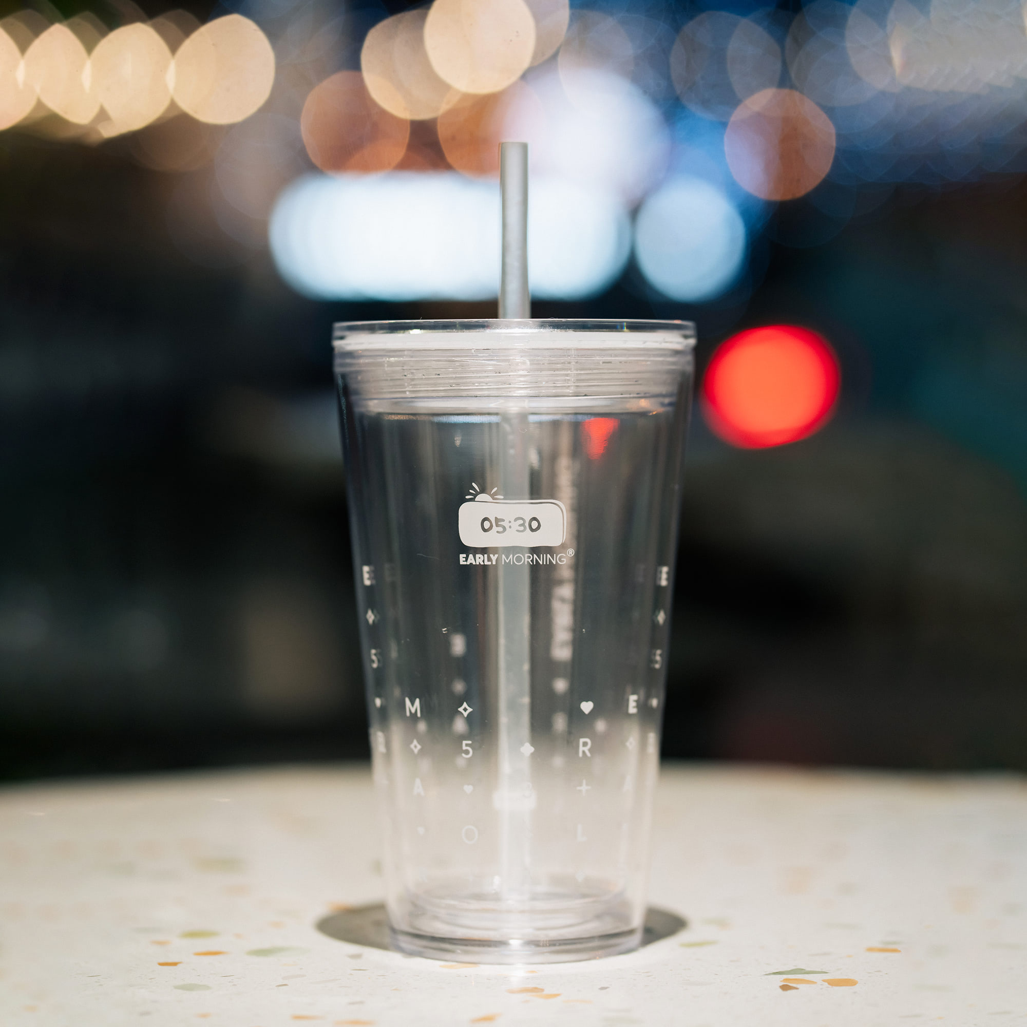 Ly hai lớp họa tiết