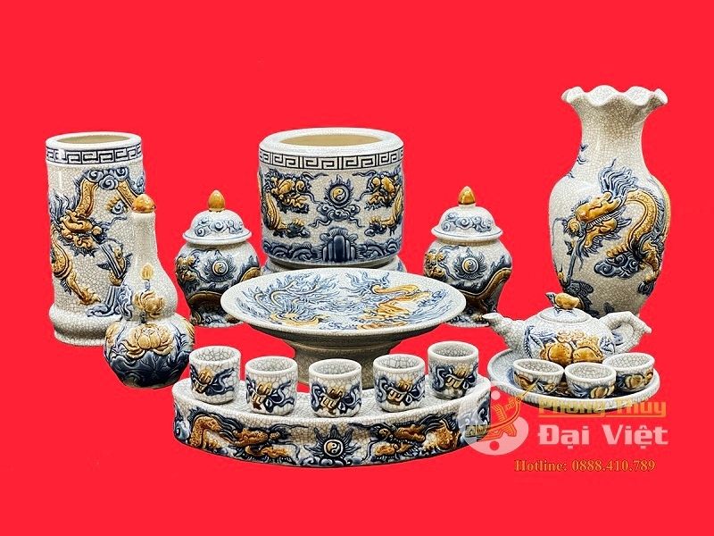 Một bộ đồ thờ cúng bằng gốm đầy đủ gồm những gì?