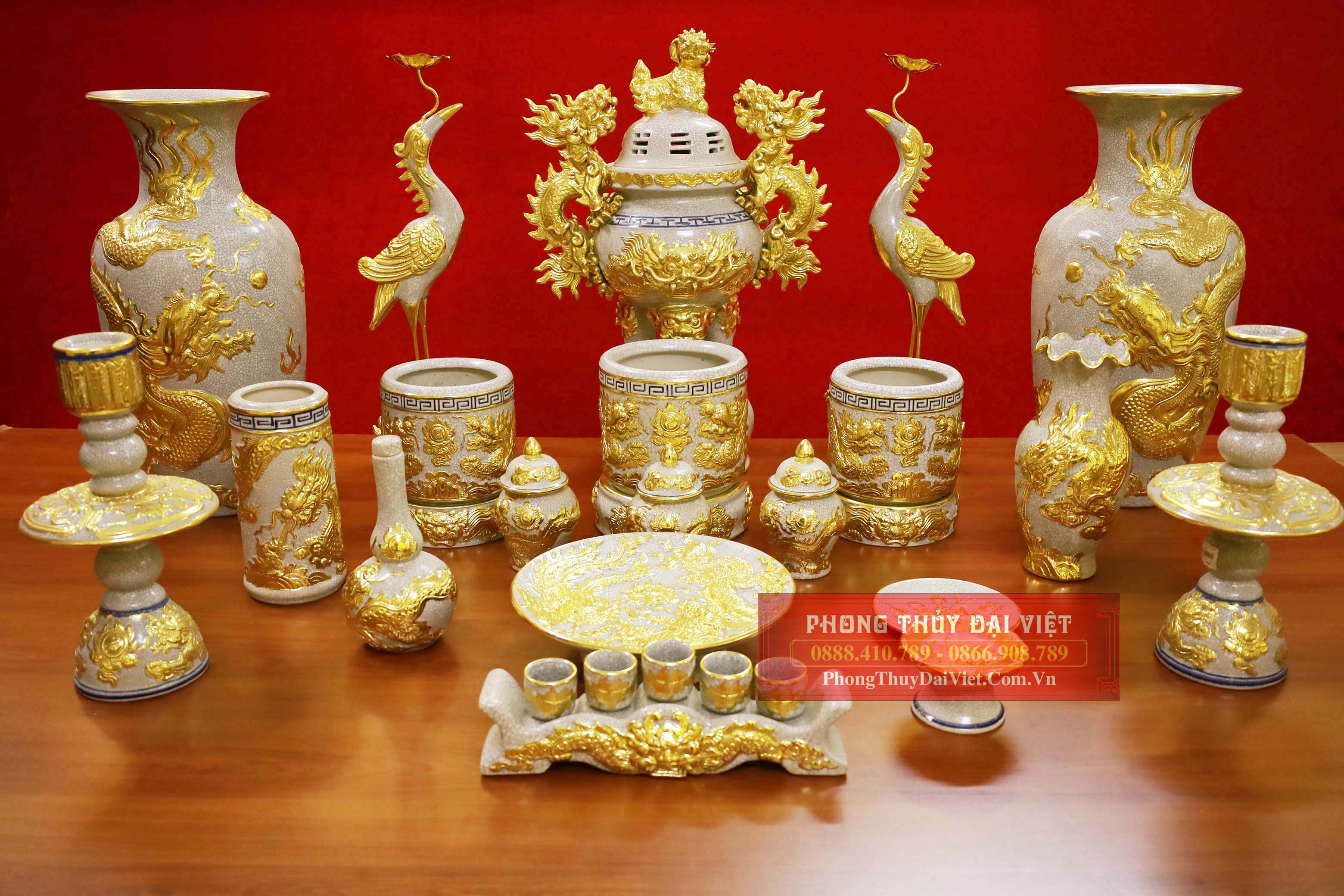 Bộ đồ thờ Bát Tràng đầy đủ gồm những gì?