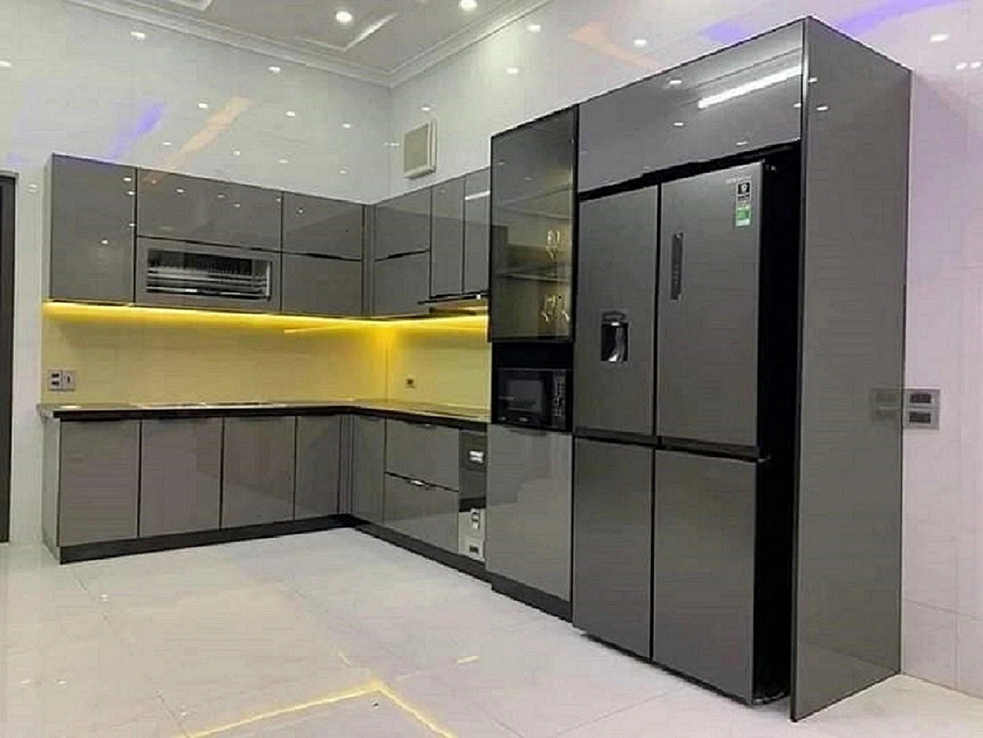 TỦ BẾP INOX CÁNH KÍNH CƯỜNG LỰC 01 8 Tủ bếp thùng inox cánh kính cường lực 2024