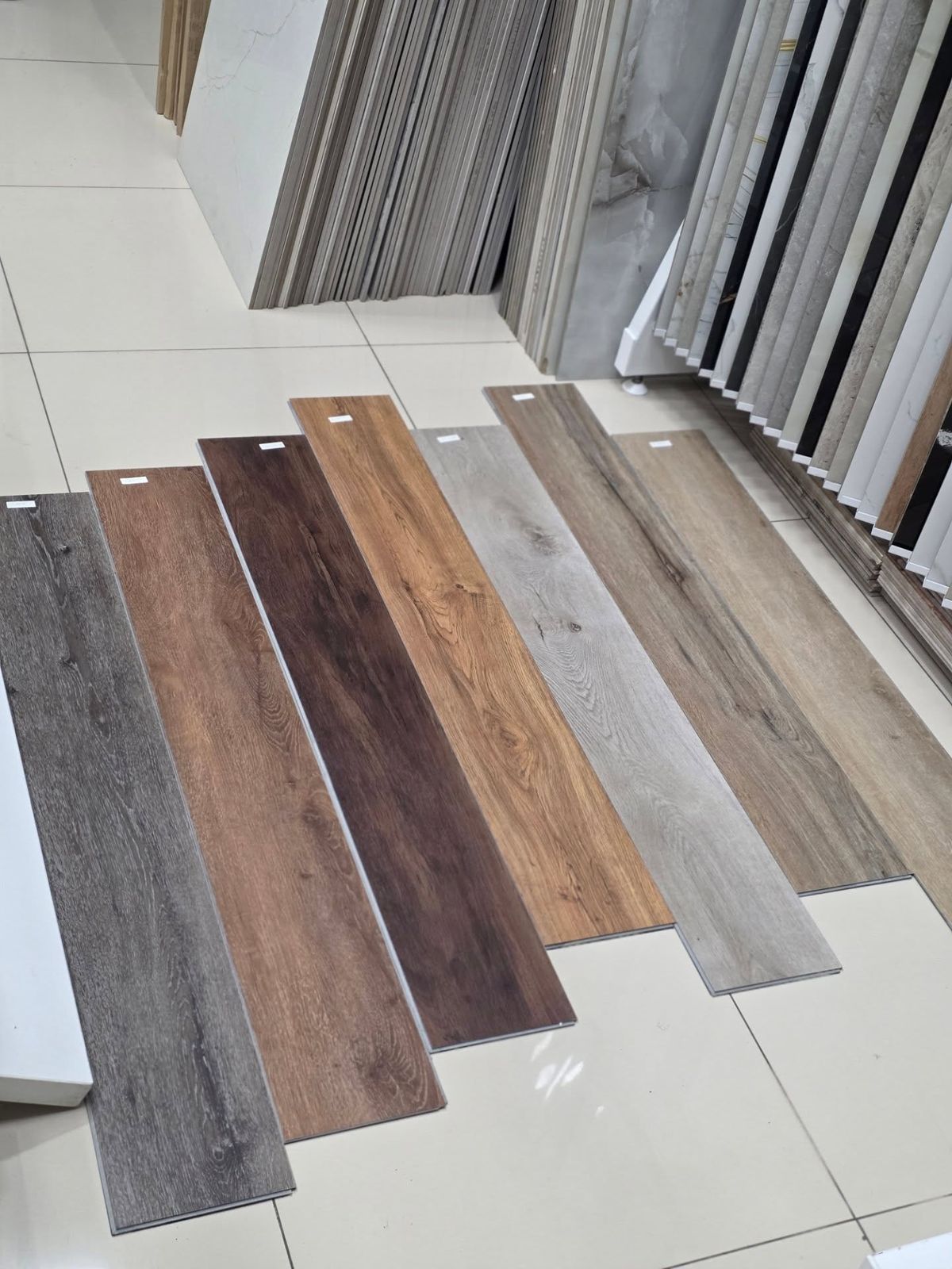 Kích thước gạch giả gỗ dạng thanh