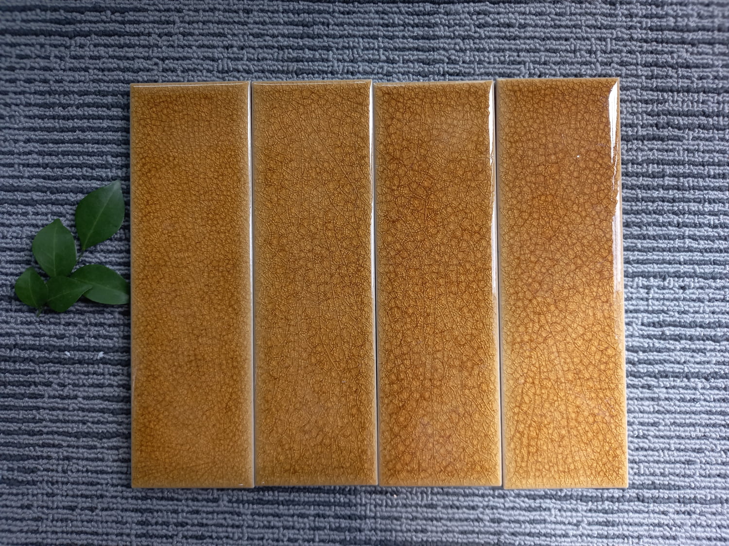 Gạch thẻ seri nhiều màu mặt bóng/phẳng/hiệu ứng rạn 2 lớp 60x200mm (8 màu)