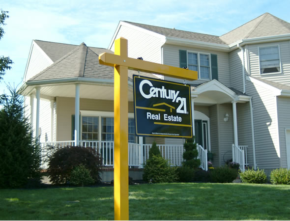 Mua nhà và bán nhà cùng lúc: thách thức và cách giải quyết