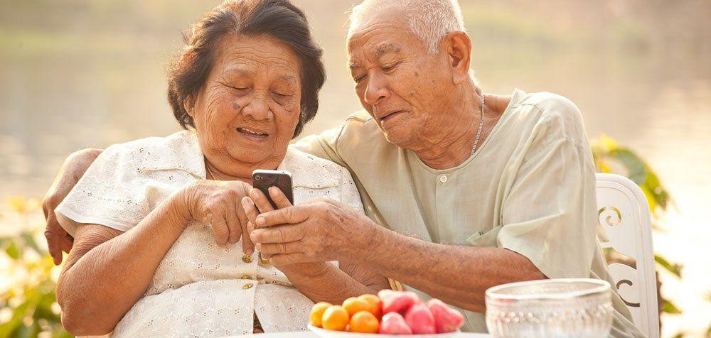 Nếu nhà có người cao tuổi thì nên chọn mua căn hộ theo 6 tiêu chí này