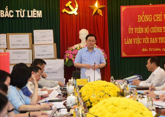 Bí thư Thành ủy Hà Nội Vương Đình Huệ làm việc với lãnh đạo quận Bắc Từ Liêm