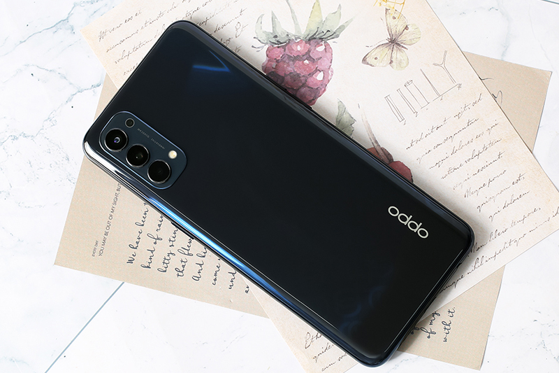 OPPO công bố hình ảnh của Reno5 - nắp lưng có thể đổi màu độc đáo. |  VN-Zoom | Cộng đồng Chia Sẻ Kiến Thức Công Nghệ và Phần Mềm Máy Tính