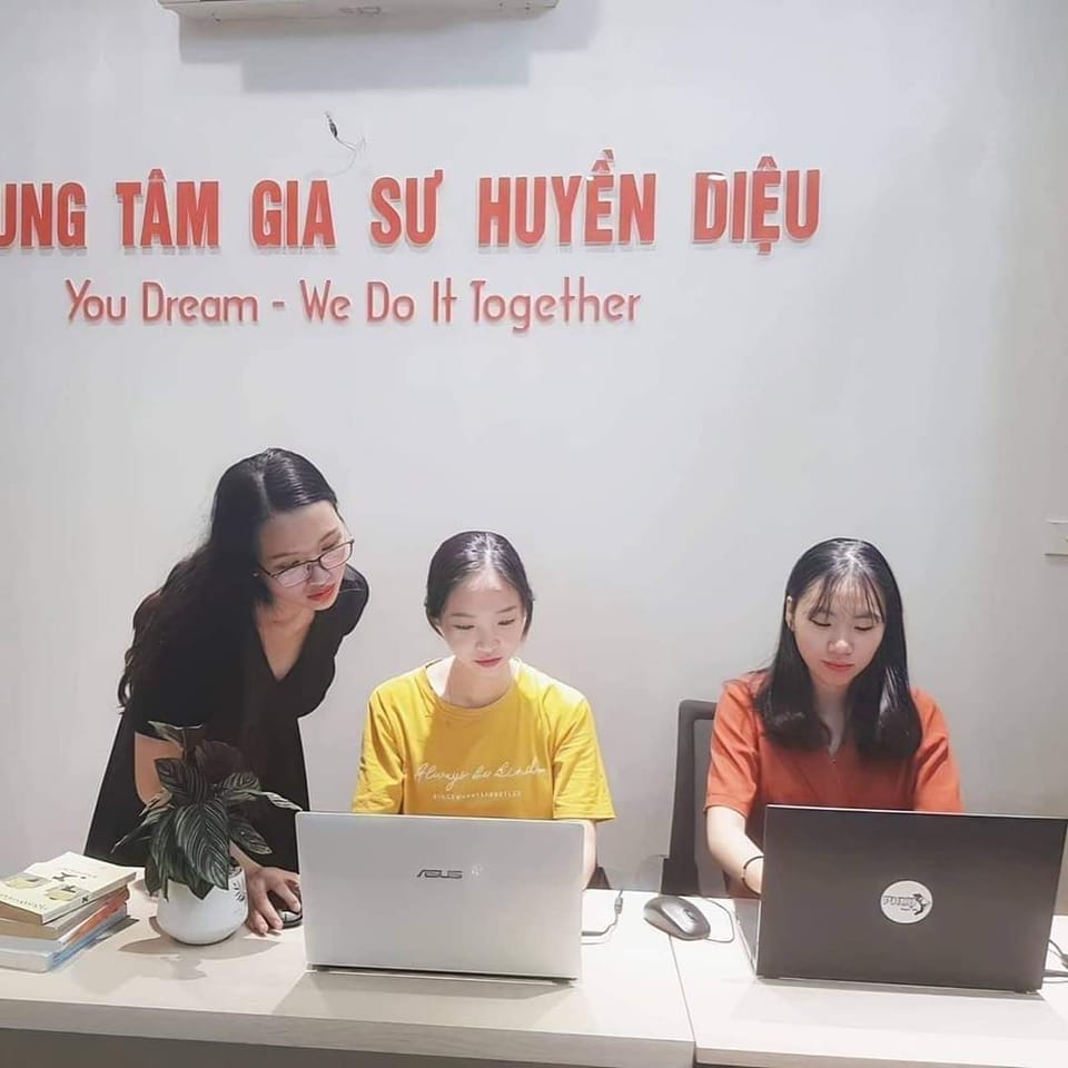 Mối quan hệ tương tác cần có giữa gia sư và phụ huynh