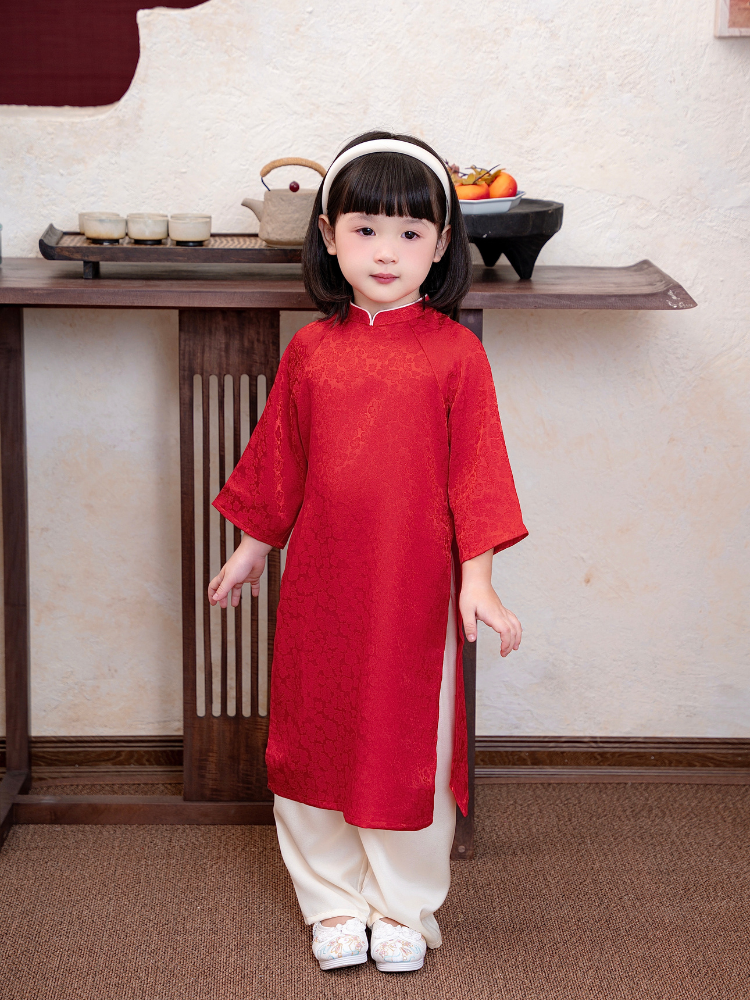 Áo dài lụa hồng
