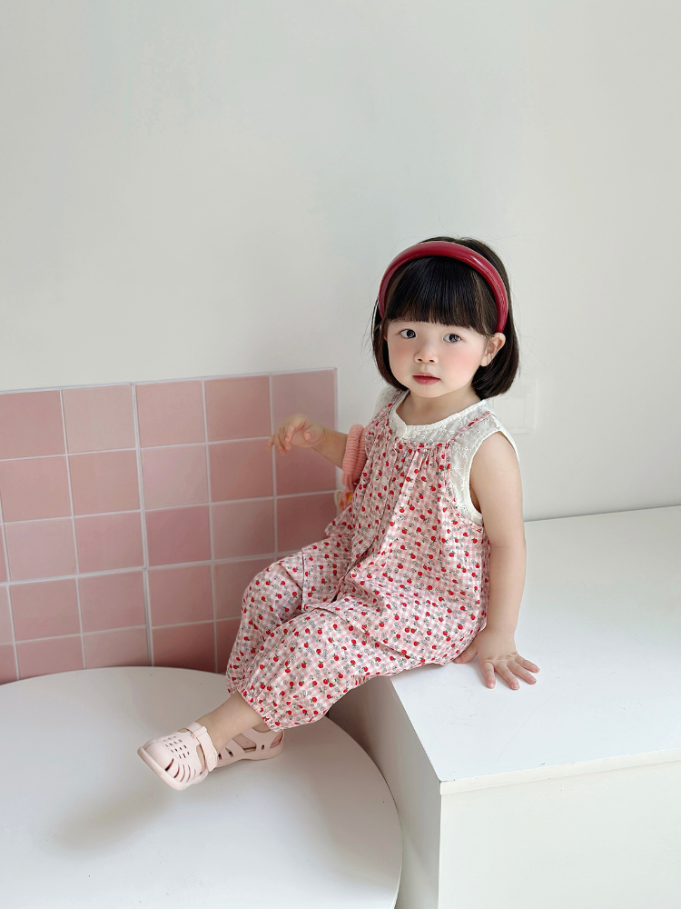 Bộ sát nách kẻ hồng hoạ tiết táo đỏ xinh xắn