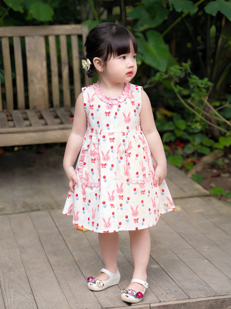 Váy cổ bèo nhún thỏ hồng
