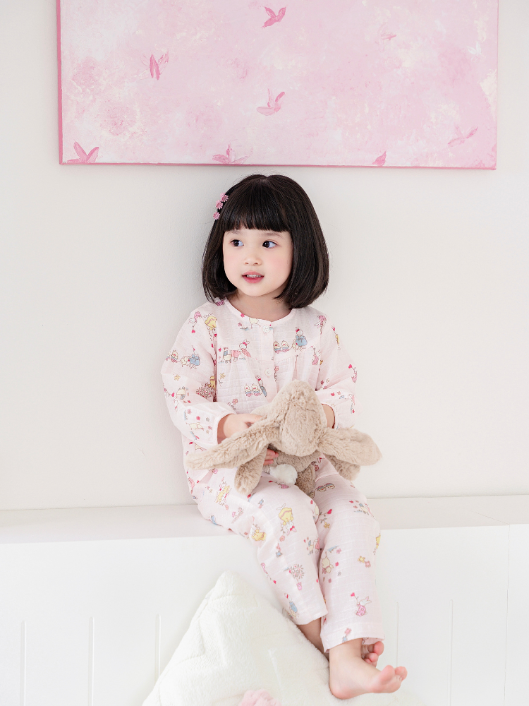 Bộ dài gia đình thỏ cổ tròn