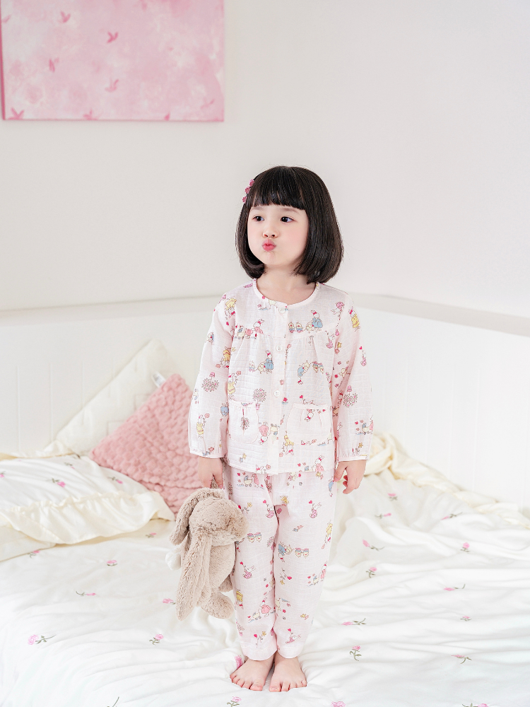 Bộ dài gia đình thỏ cổ tròn