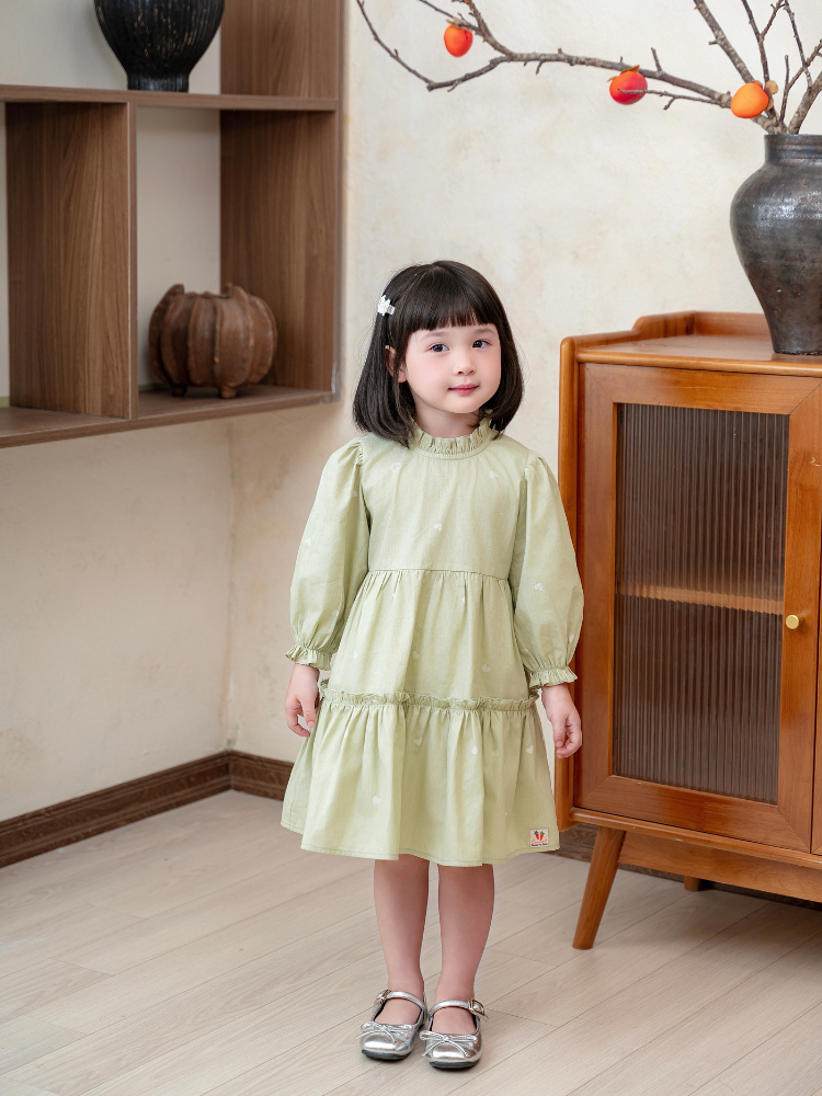 Váy dài tay cổ bèo xanh mint tim trắng