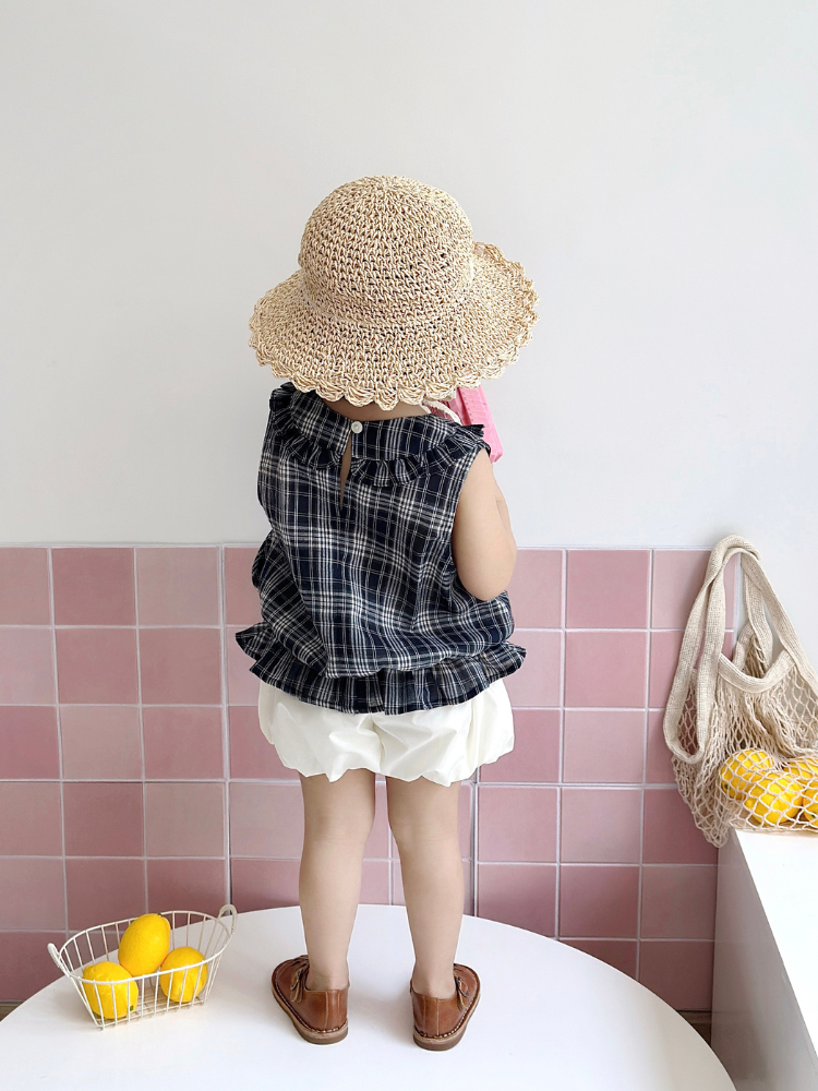 Set áo cổ bèo kẻ navy quần bí siêu xinh