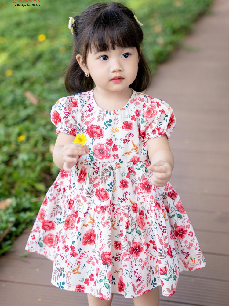 Váy hồng đỏ có tay 3T