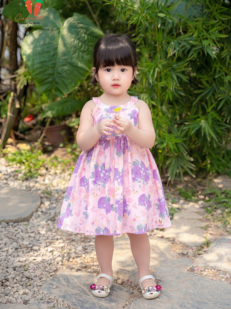 Váy cổ yếm bông tím