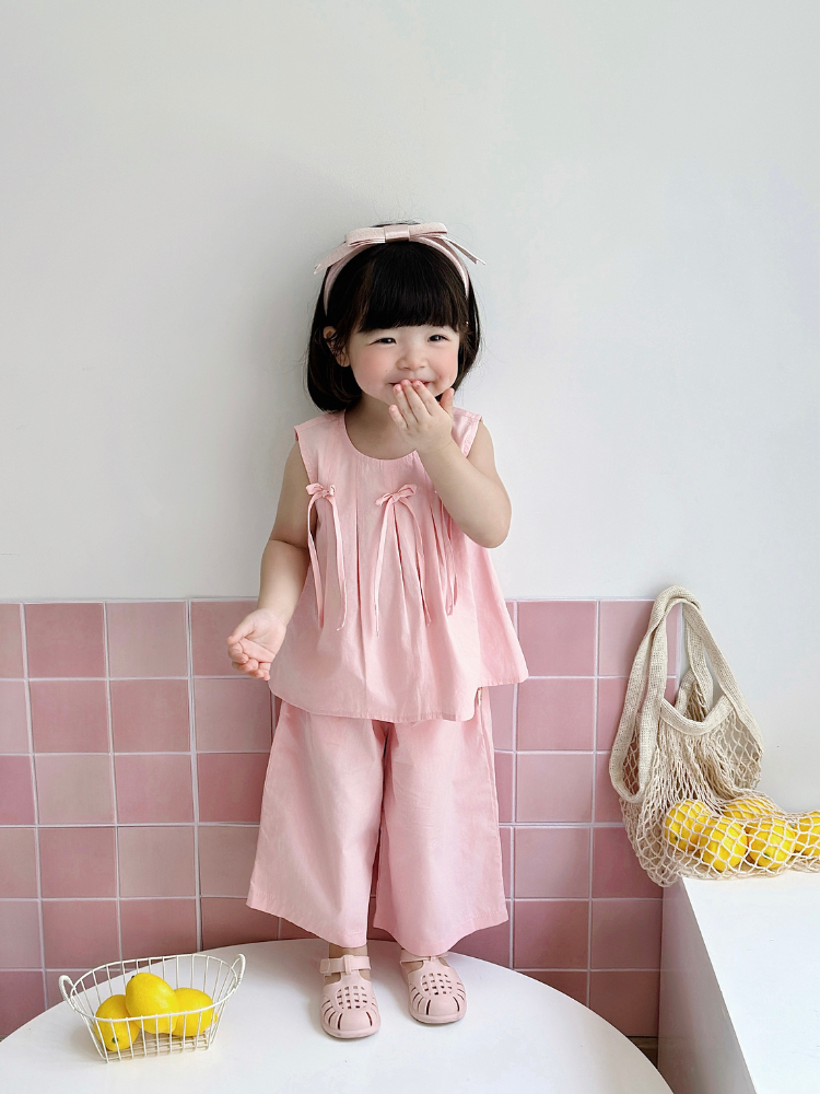 Bộ sát nách phối nơ hồng xinh xắn