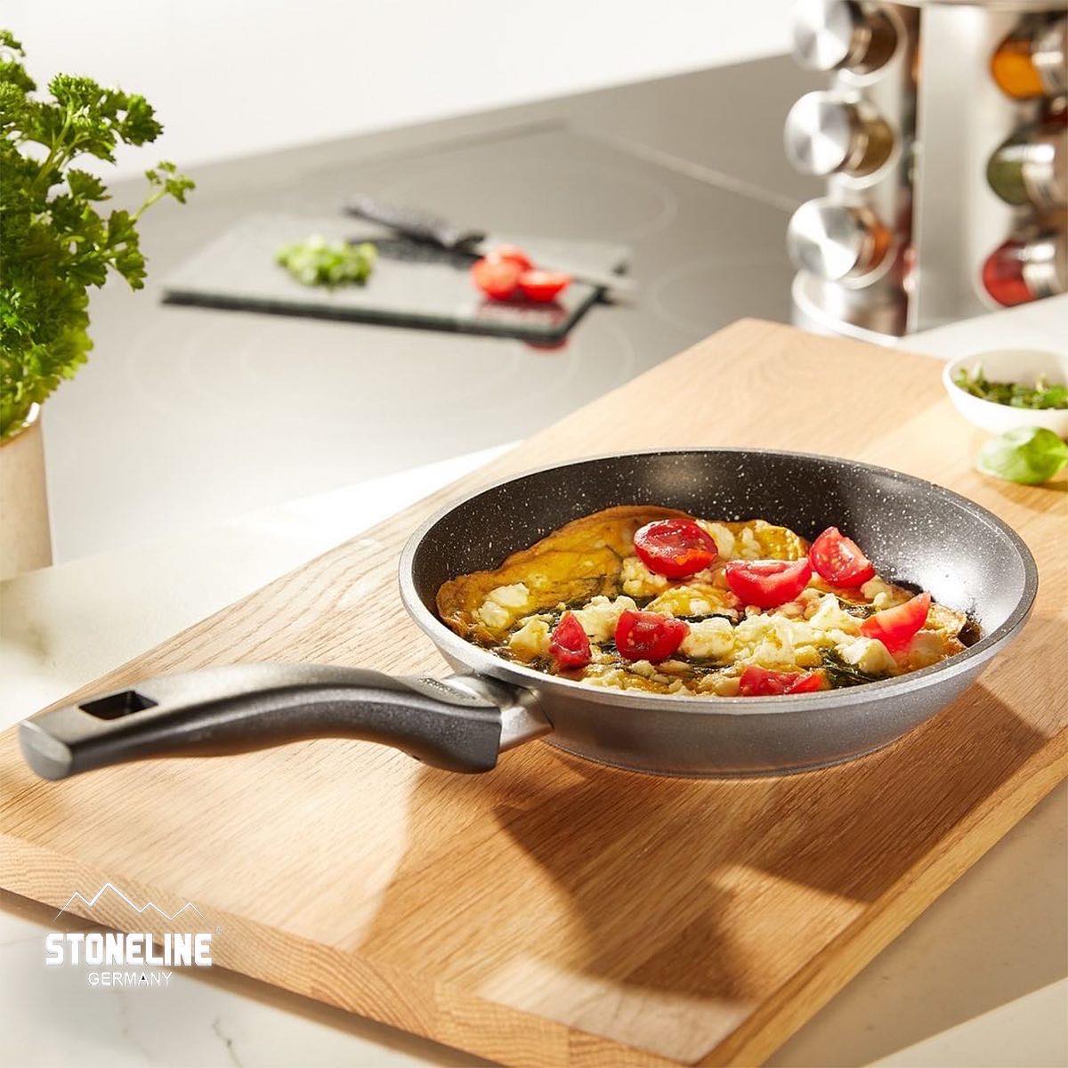 Chảo cạn chống dính phủ đá thiên nhiên Stoneline 20cm sử dụng bếp từ