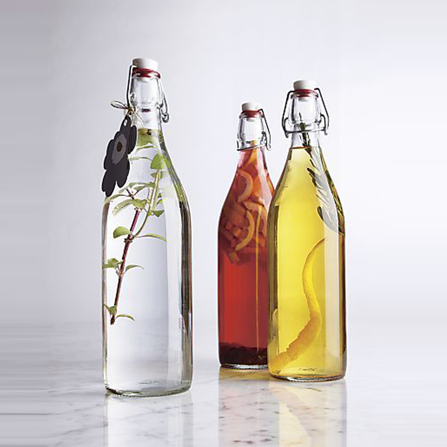 Chai thủy tinh tròn nắp cài kín hơi Giara 0.5L