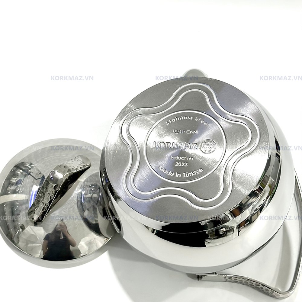 Ấm inox cao cấp Korkmaz Tombik 2 lít - Ø17x14cm  - A093