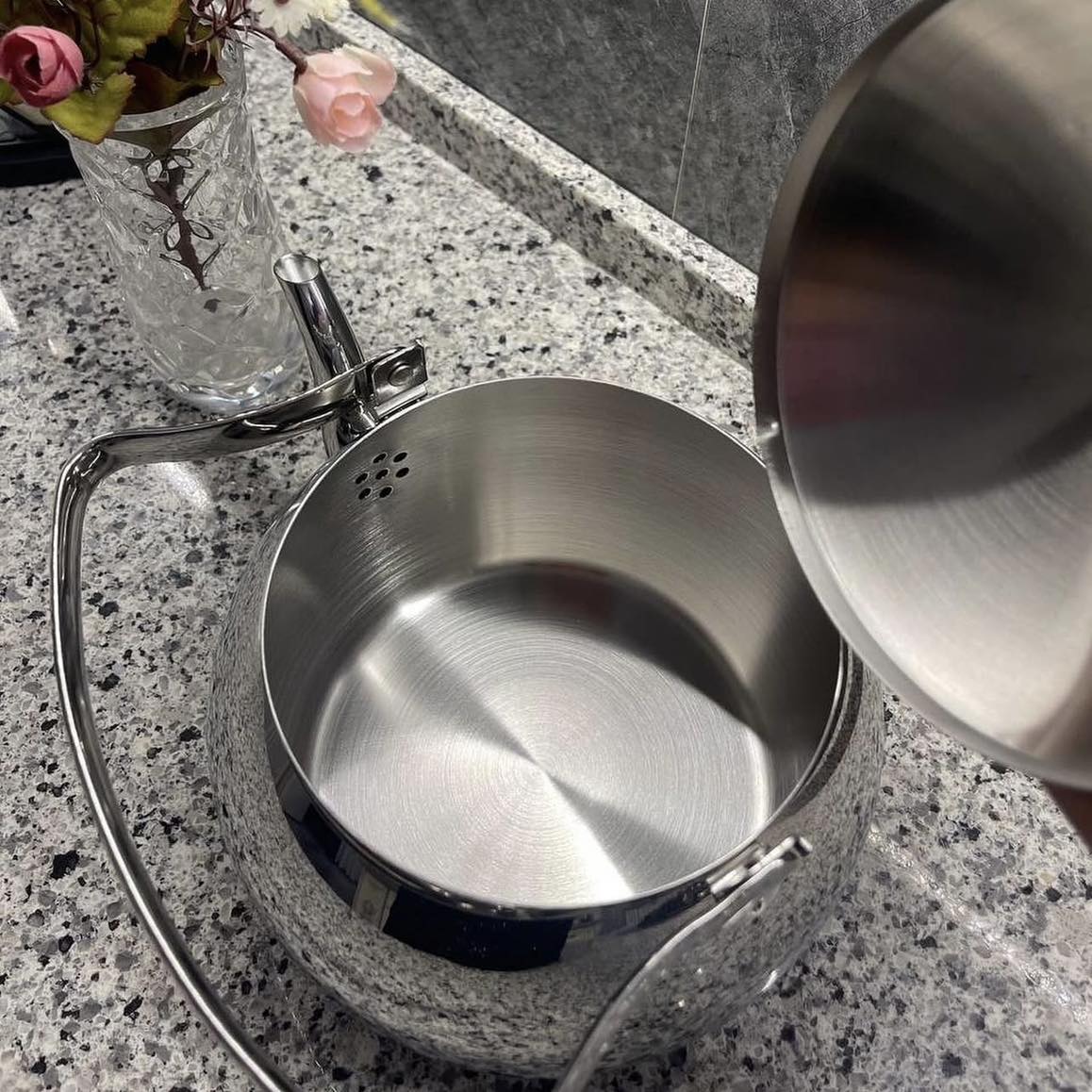 Ấm inox cao cấp Korkmaz Tombik 3.5 lít - Ø17x20cm - A094