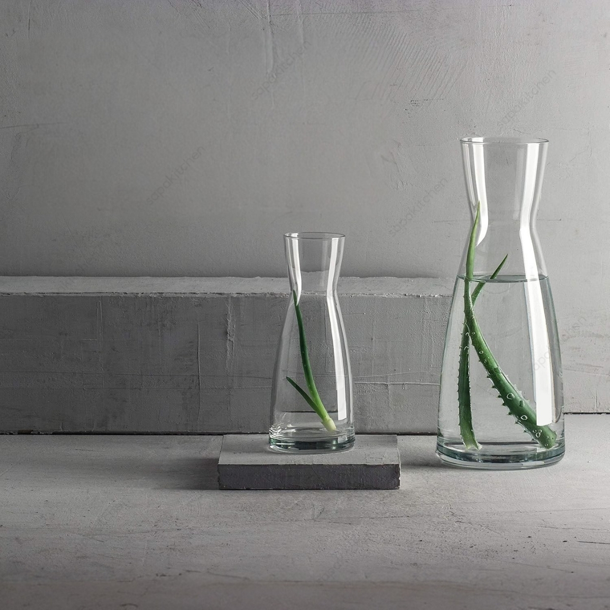 Bình rót thủy tinh Ypsilon 1L không nắp