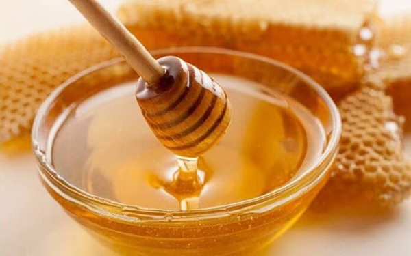 Trước khi quan hệ nên ăn gì? Sử dụng các hỗn hợp mật ong giúp “cuộc yêu” được kéo dài