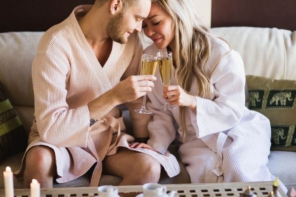 Bài “kiểm tra miệng” nhưng kéo dài suốt cả đêm