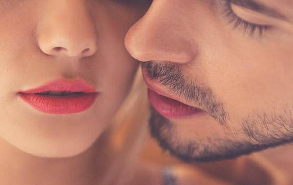 Một nụ hôn là có thể biết ngay lập tức chàng có thường xuyên quan hệ tình dục hay không