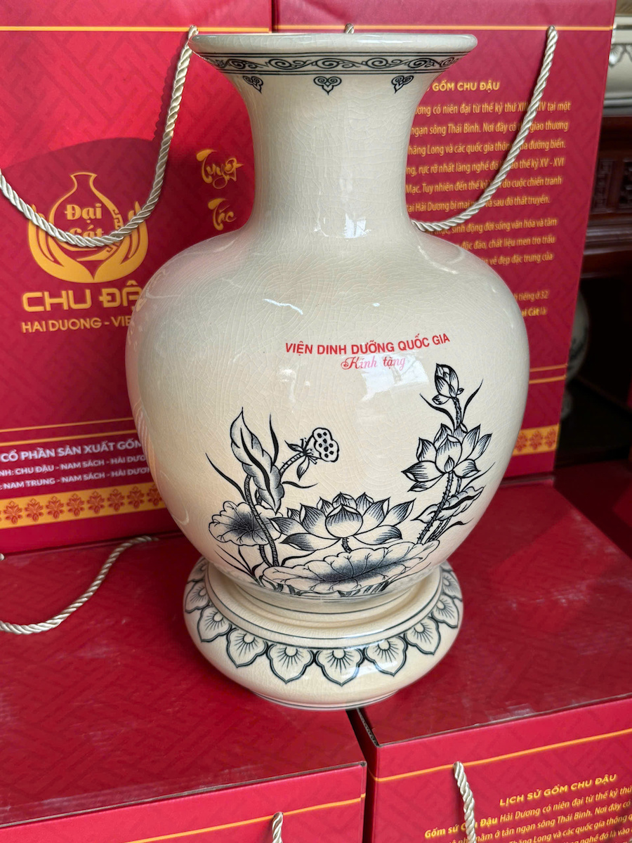 Quà Tặng Cuối Năm Cho Viện Dinh Dưỡng Quốc Gia Tại Hà Nội