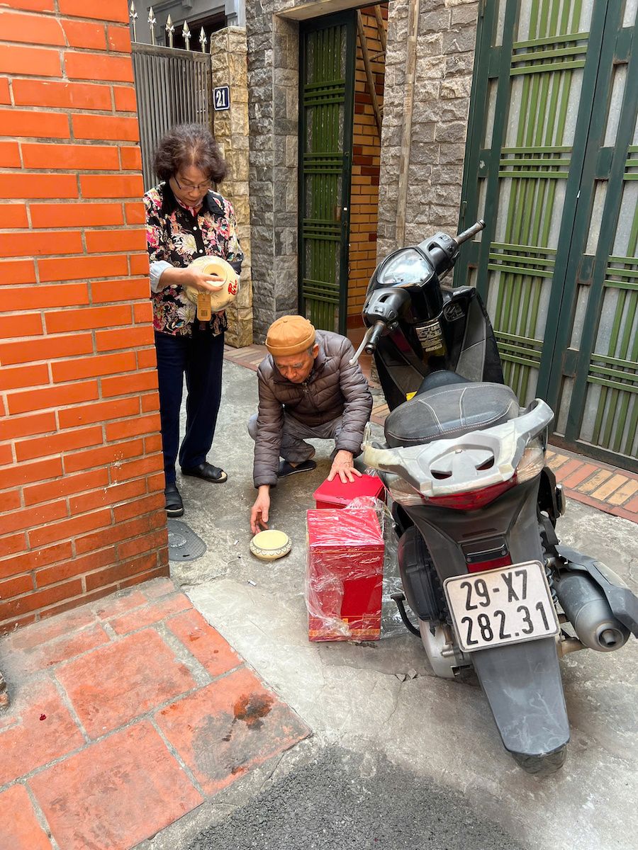 Gốm Chu Đậu Giao Hàng Tới Tận Tay Thượng Đế