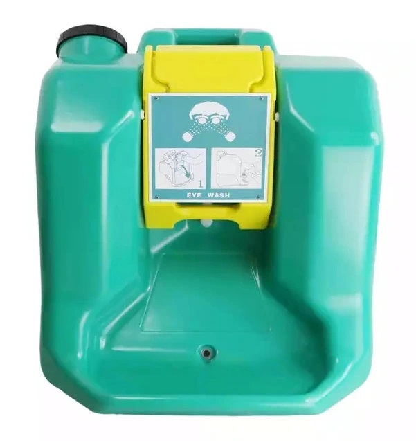 Cách chọn thiết bị rửa mắt và tắm khẩn cấp