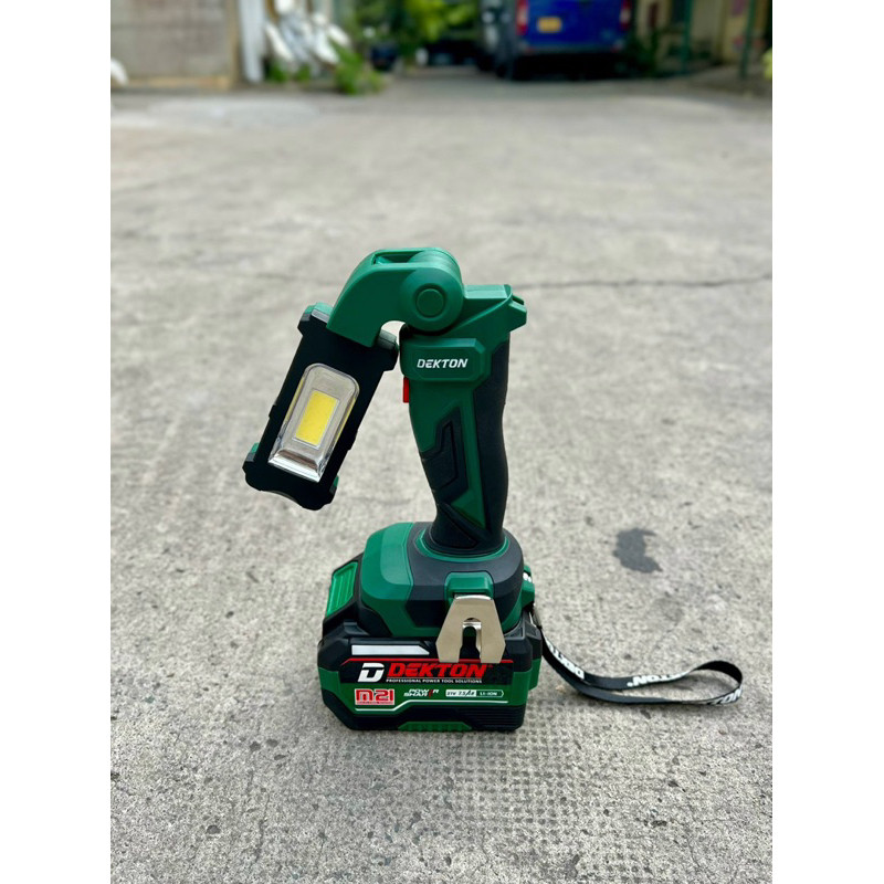 Đèn led dùng pin Dekton M21 D360LM led siêu sáng dùng chân pin phổ thông M21